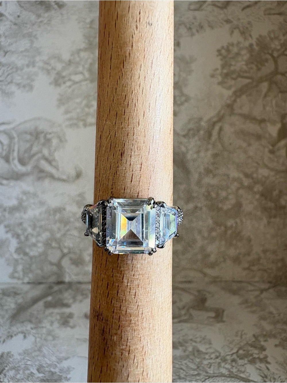 New Bomb Party April Ring - Size 8